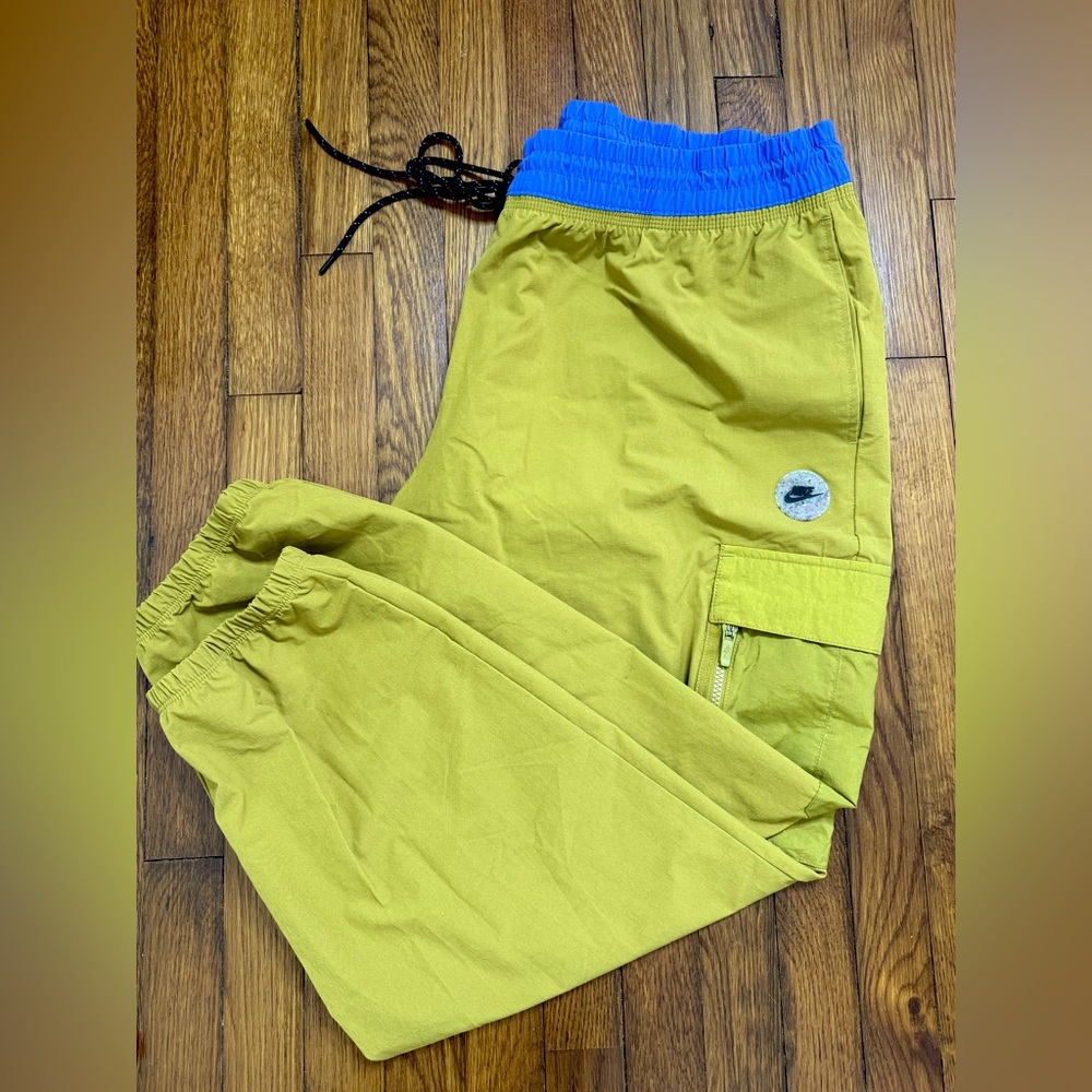 Nike Mustard Dri Fit Cargo Pants NWT XXL